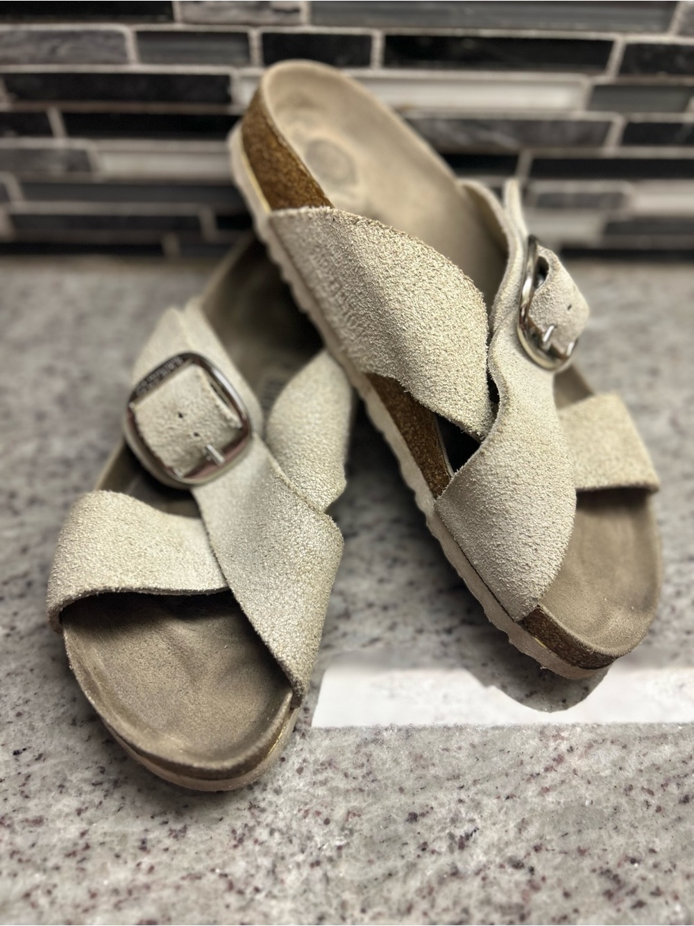 Birkenstock Women's Suede Crisscross Buckle Sandals - Cream size 8(39)